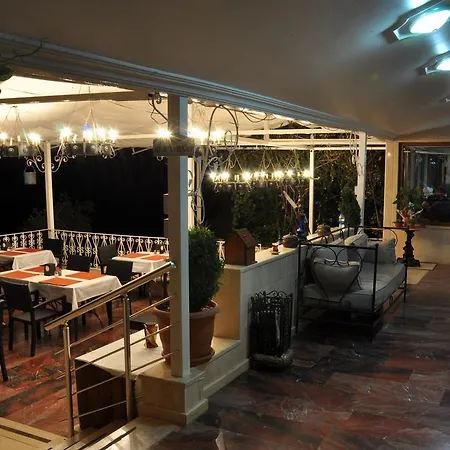 Caretta Hotel