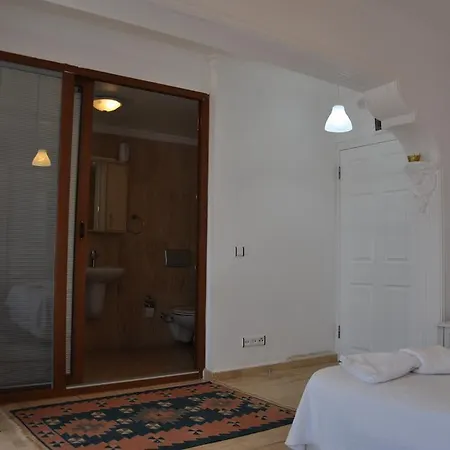 Caretta Hotel 3*