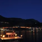 Hotel Caretta 3*
