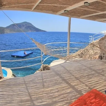 Caretta Hotel 3*